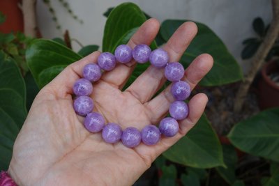 -水蜜桃玉石晶品-漂亮 天然 紫色 手珠