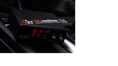 泰山美研社 21121702 shadow 水溫風扇控制器 結合水溫 油溫 電壓表(依當月報價為準)104