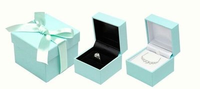 Tiffany藍蝴蝶結獨家設計款戒指/項鍊一盒多用珠寶盒 首飾盒 項鍊盒 戒指盒 包裝盒 紙盒 婚禮小物 禮物盒