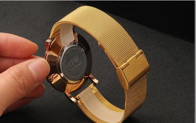 錶帶屋 薄型高級18K 金色不銹鋼編織帶米蘭帶鋼帶 18mm 20mm 22mm 24mm 現貨