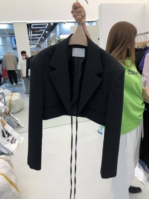 【熱賣精選】韓國東大門秋季女裝新款韓版純色系帶高級感翻領短款西裝外套