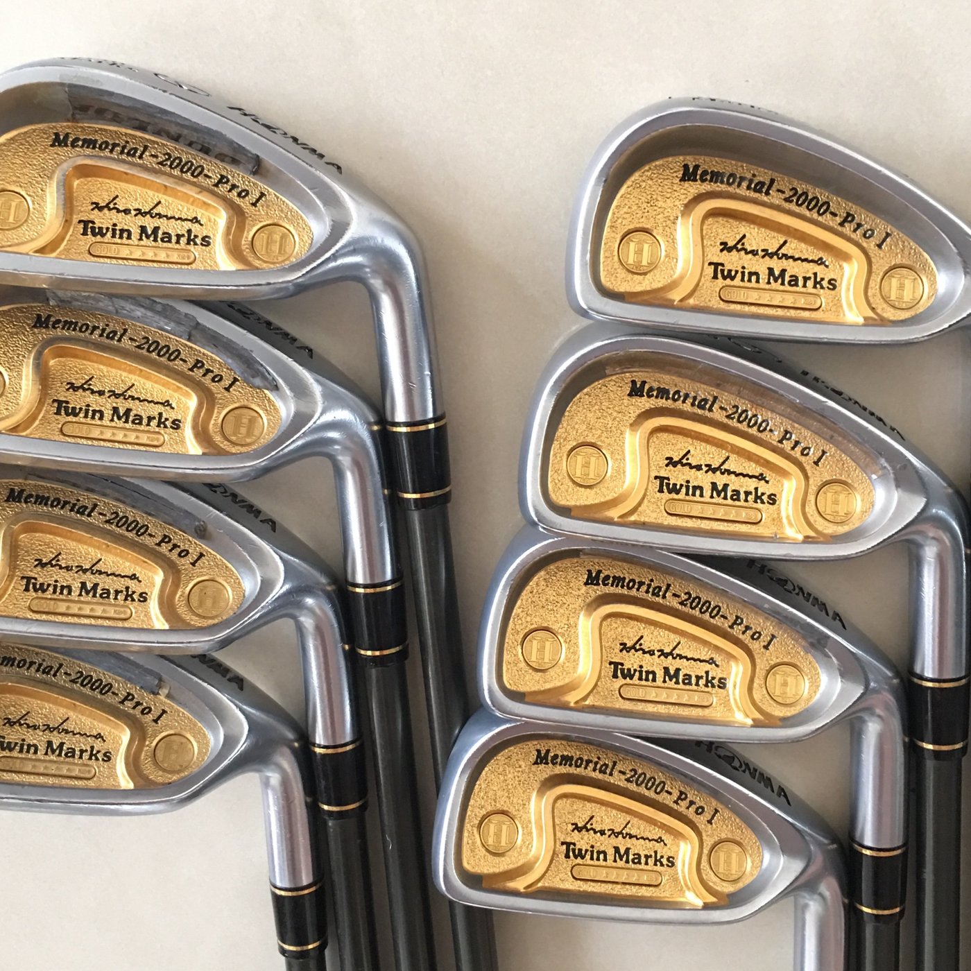 阿水の 24K雙金HONMA BERES Twin Marks 2000 Pro α 8本組| Yahoo奇摩拍賣