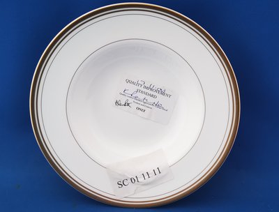 [美]英國名瓷ROYAL DOULTON骨瓷餐盤/沙拉盤/湯盤RUBAN D'OR
