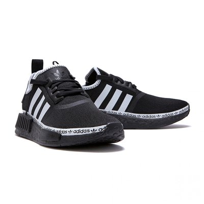 【Luxury】 特價 Adidas NMD R1 BOOST 兩色 黑白 緩震 串標 運動鞋 白黑 百搭 跑步