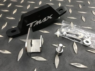 駿馬車業 T MAX 530 12~16年車專用 萬用支架/RAM萬向球/測速器支架 安裝於儀表板上