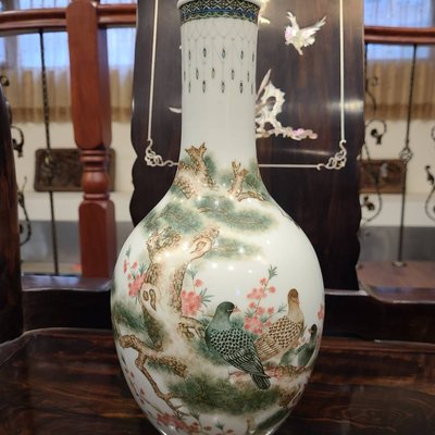 送料無料 非冷凍品同梱不可 中国景徳鎮 粉彩美人画花入 一対 高さ31cm