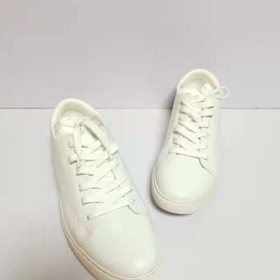 現貨熱銷-大牌潮款Kenneth Cole,新款,正品,女款小白鞋38碼。