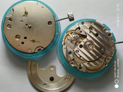 手錶配件天津海鷗T22機芯ST22四針機芯二針機芯