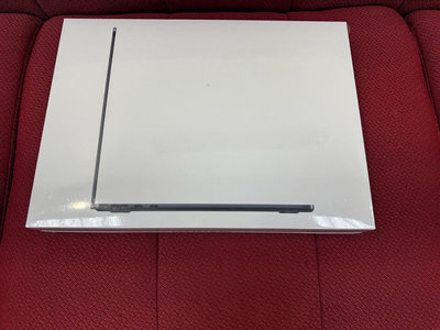 售全新 M2 MacBook Air 13 午夜色 升級 16GB 記憶體 雙北面交