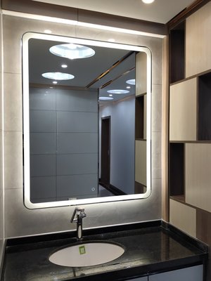 熱銷 浴室鏡 化妝鏡 屏led發光梳妝臺鏡子化妝鏡壁掛定制