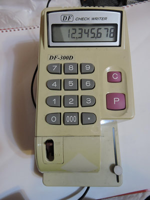 DF-300D 微電腦多功能『光電投影定位』數字支票機