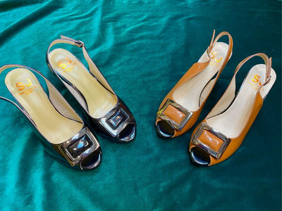 三輝皮鞋台灣製羊皮漆皮鏡面方釦魚口高跟鞋涼鞋，棕瑪22.5/黑23，零碼特價現貨MIT