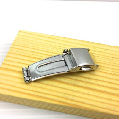 不鏽鋼 鐵帶 按釦 金屬錶帶 錶釦 蝴蝶釦 銀色 Seiko Orient Casio 代用 手錶維修 換錶扣