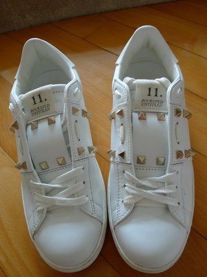降價囉~~Valentino白色鉚釘運動鞋 Open Sneaker size:38