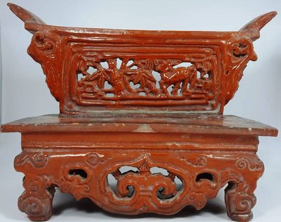古台灣紅磚文化Early Taiwan Ceramic Offering Stand