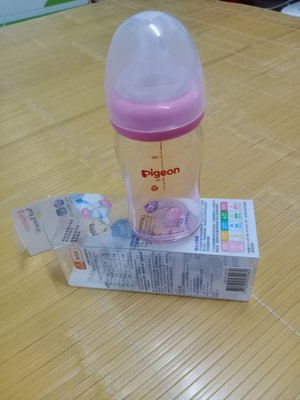 ╭°☆幸福愛麗絲☆° Pigeon貝親 - 母乳實感寬口玻璃奶瓶 160ml