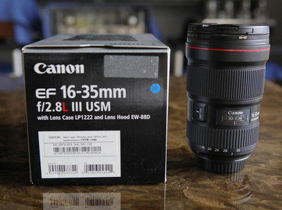 Canon 16 35mm F2.8 III，盒裝完整，幾乎全新，包含最頂級B+W 82mm UV MRC濾鏡。