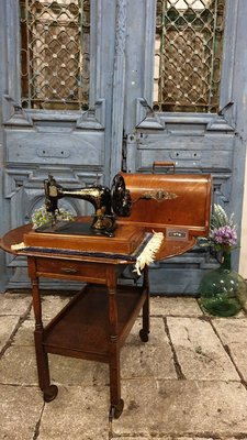 【卡卡頌  歐洲古董】英國老件 Singer~ 古董縫紉機  手搖裁縫機 ! 附木盒! 完整可使用 ! ss0562✬