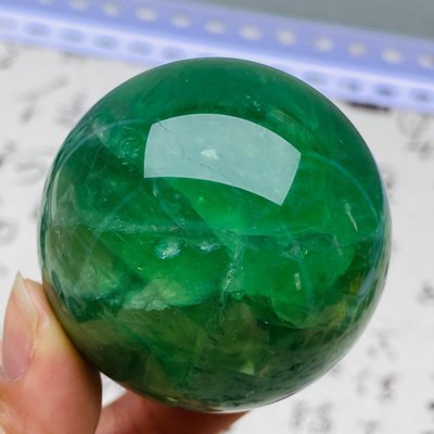 【二手】B536天然紫綠螢石水晶球擺件綠色水晶原石打磨屬木客廳辦公家 水晶 天然水晶 擺件【久藏館】-580
