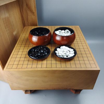 日本新榧圍棋桌圍棋子一套。老榧木圍棋墩獨木19號