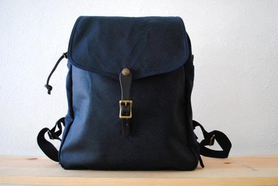 FILSON 美國製造 Daypack 上蠟帆布 筆電包 後背包 方型書包 海軍藍 北歐極簡風 70152 全新正品現貨