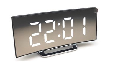 【用心的店】多功能鏡面+曲面 大字幕LED夜光時鐘 鬧鐘 溫度 +方形USB供電床頭電子鬧鐘