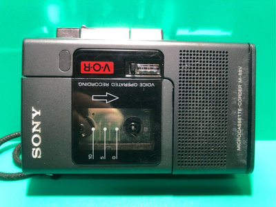 ［二手隨身聽］早期SONY MICROCASSETTE-CORDER M-88V 微型卡帶錄音機 隨身聽 待修機