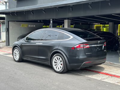 【凱爾車業-民族店】2019.04 Tesla Model X P100D