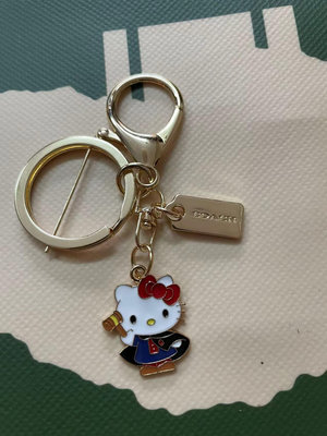 SUNDAY美國代購 COACH 鑰匙扣 情人節限定 hello kitty Kitty貓圖案鑰匙扣 情侶款鑰匙扣 包扣掛飾 男女同款