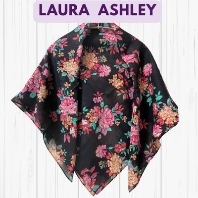 【日本買回】全新 Laura Ashley  復古花朵 圍巾披肩 100%棉 (英國製)