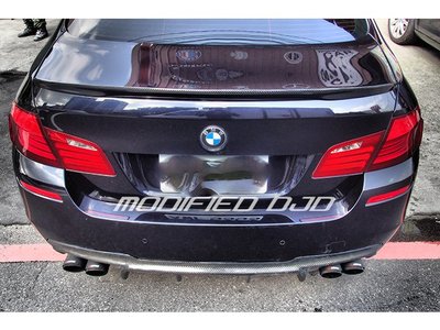 DJD20081508 BMW 寶馬 F10 M TECH CF版 下巴套件 6880元起 依現場報價為準