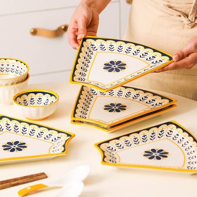 圓桌網紅陶瓷拼盤餐具組合套裝家用過年團圓飯釉下彩10人盤子碗碟