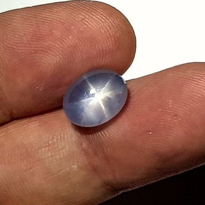 揚邵一品(錫蘭附證書)星光藍寶超巨大9.84克拉 冰種)(斯里蘭卡) 天然無燒星光藍寶石玻璃體帶六星線
