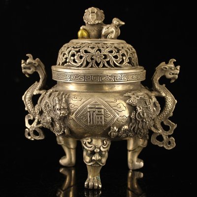 特賣-純銅純手工打造鎏金鎏銀龍耳福壽獅子蓋熏香爐重1371克    長18厘米     寬13厘米