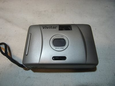 二手-早期 平價小相機 VIVITAR  底片機/底片式傻光相機-適合當道具或擺飾