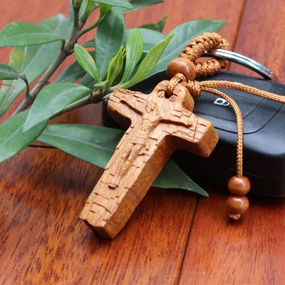 現貨熱銷🎉花梨木雕十字架鑰匙圈❤以馬內利神愛世人十字架耶穌基督鑰匙圈🔸️男女包包木質掛飾
