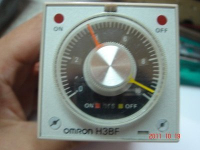 [清倉才有的價格]OMRON 小型雙調雙定時開關 H3BF-8   24DC   (時間可調型)