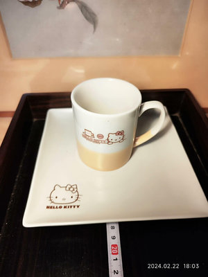 x日本回流瓷器Hello Kitty點心盤馬克杯。一杯一碟。全
