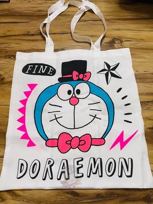 『 貓頭鷹 日本雜貨舖 』日本ASOKO雜貨店可愛DORAEMON x HELLO KITTY聯名收納鐵罐+購物袋