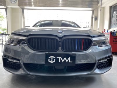 《※台灣之光※》全新 BMW 寶馬 G30 G31 17 18 19年高品質3色版三色板全黑消光黑平光黑水箱罩大鼻頭組
