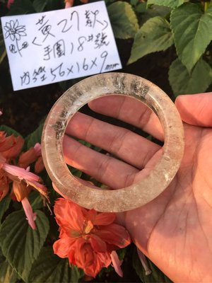 黃水晶～A+天然黃水晶手鐲～窄版～《黃27款》，手圍18.5號，內徑56mm寬16厚9mm，金融投資、股票樂透、招財轉運、中大獎、金光閃閃！～｛熊寶貝珠寶｝～