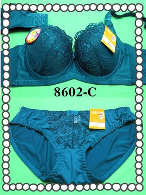 🌷漾 body🌷  藍綠色立體罩杯成套內衣 ~( 34CD~42CD罩杯 )  集中包覆