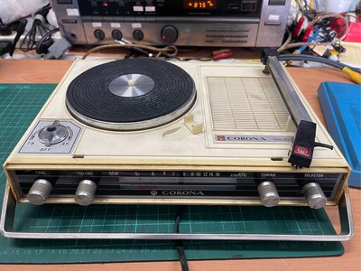 Corona TRP-109 早期手提 黑膠唱機