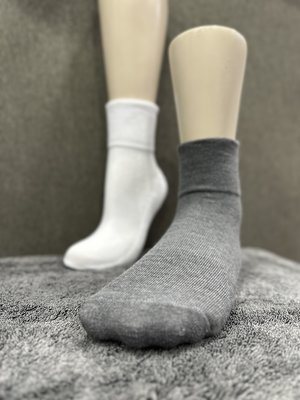 【群益襪子工廠】寬口襪(薄款12雙330元)；襪子、薄襪、厚襪、運動襪、除臭襪、棉襪、腳臭、竹炭襪、長襪、毛巾襪、腳臭