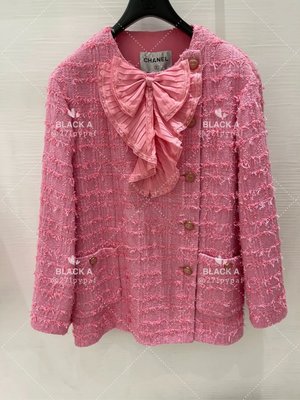 【BLACK A】Chanel 23C 粉色斜紋軟呢荷葉領編織毛呢外套 價格私訊