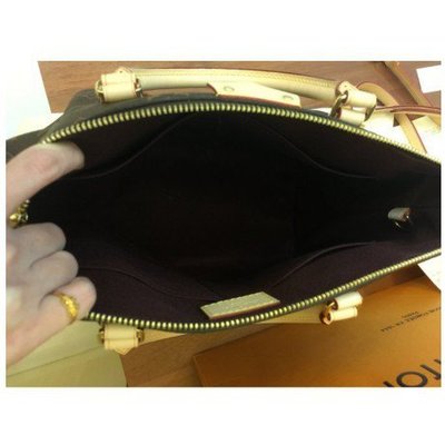 LOUIS VUITTON Turenne PM Womens handbag M48813 Cloth ref.224790 - Joli  Closet