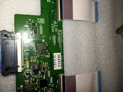LG 42LB5800 破屏 零件拆賣 T-COM板 附信號線 屏線  整組便宜賣