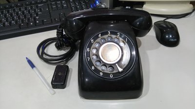 iphone 7不稀奇.老古董600型電話機.65年2月出廠收藏級免運 功能正常接線即可使用