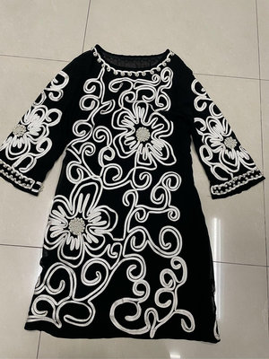 二手 黑色 長洋裝 袖珠 緞帶刺繡 七分袖 雪紡紗 華麗復古風 女裝 M號 L號 中國風 歐風
