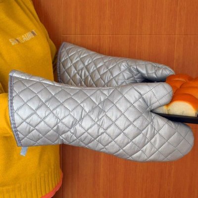 涂銀布耐高溫400度微波爐燒烤箱掛燙機烘培隔熱防燙商用防護手套~特價